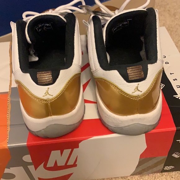 Retro Jordans - Picture 3 of 4